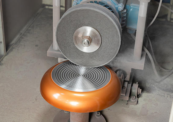 aluminum cookware polishing